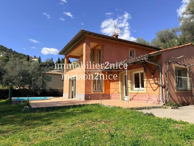 Maison 5 pièces 140 m²