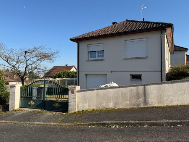 Maison 5 pièces 140 m²
