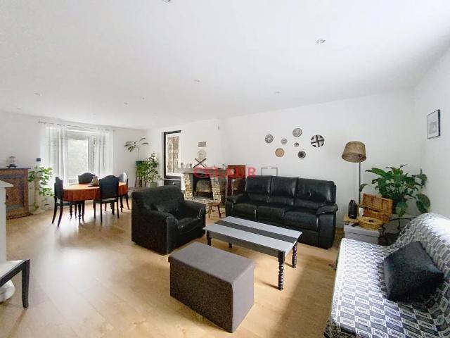 Maison 5 pièces 140 m²