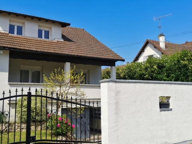 Maison 5 pièces 140 m²