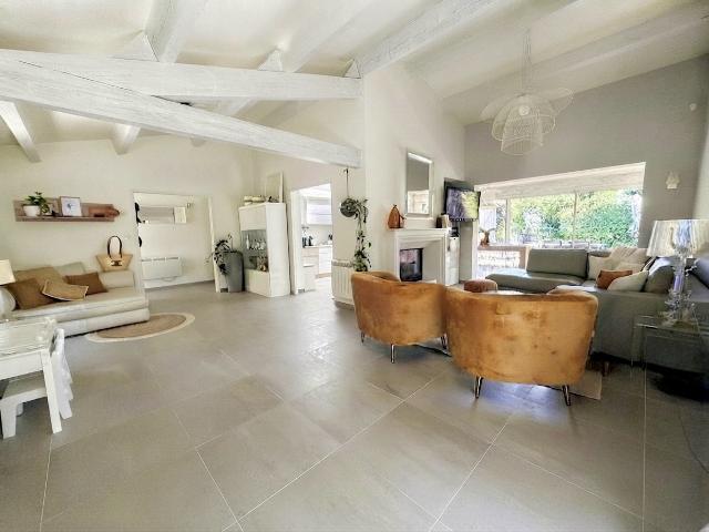 Maison 5 pièces 140 m²