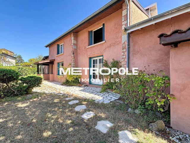 Maison 5 pièces 140 m²