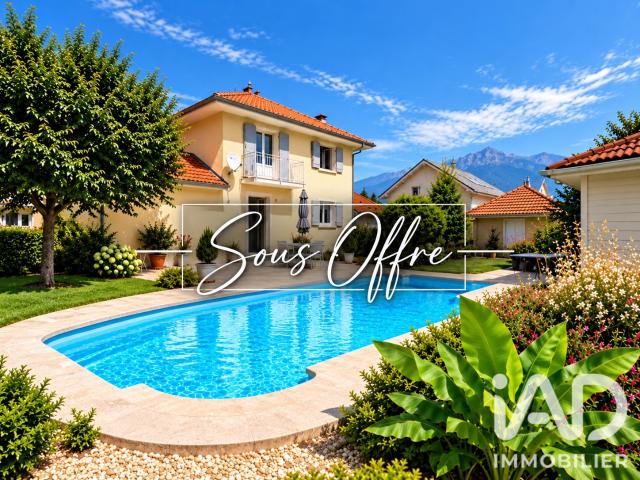 Maison 5 pièces 140 m²