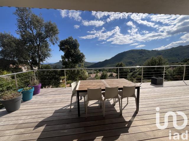 Maison 5 pièces 140 m²