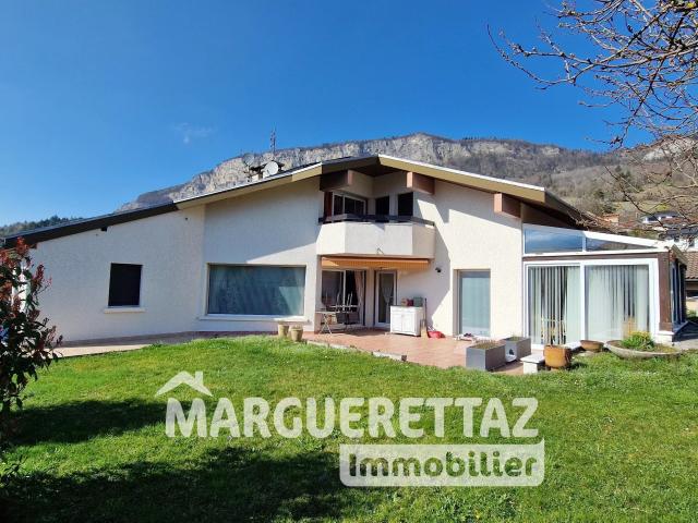 Maison 5 pièces 140 m²