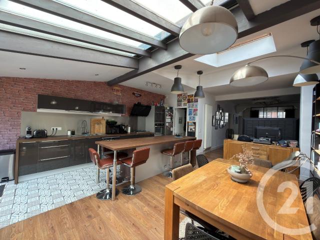 Maison 5 pièces 140 m²