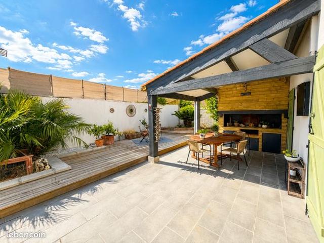 Maison 5 pièces 140 m²