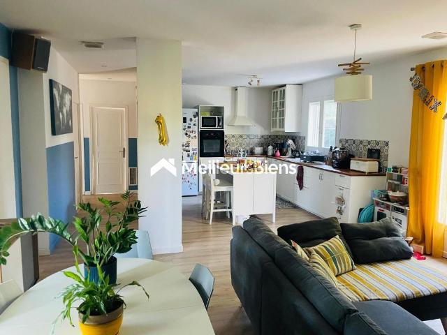 Maison 5 pièces 140 m²
