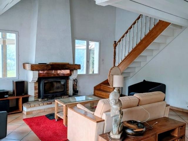 Maison 5 pièces 140 m²