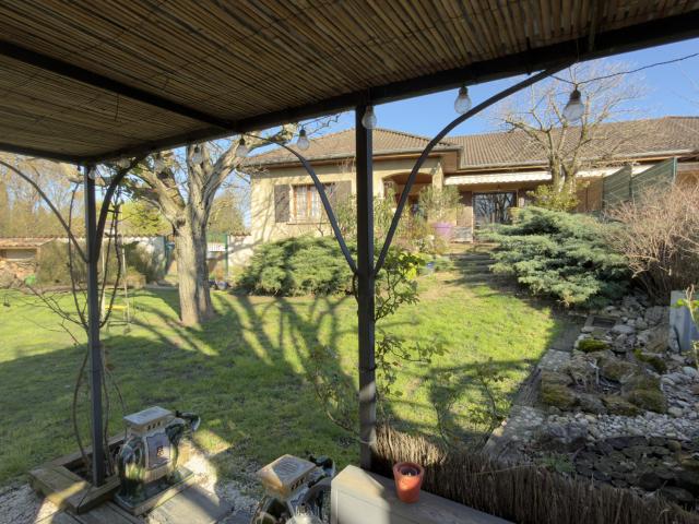 Maison 5 pièces 140 m²