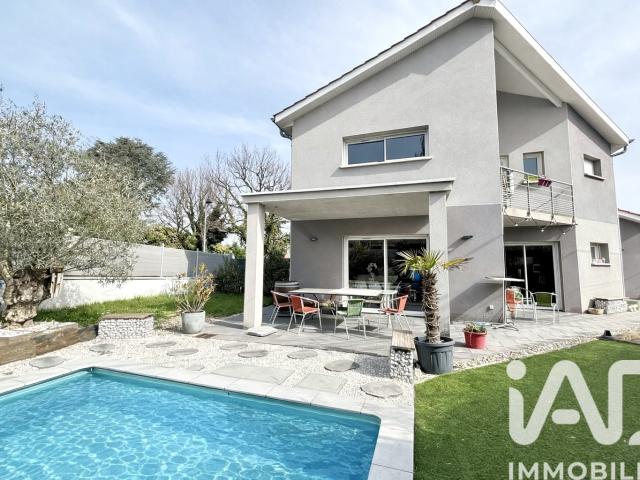 Maison 5 pièces 140 m²