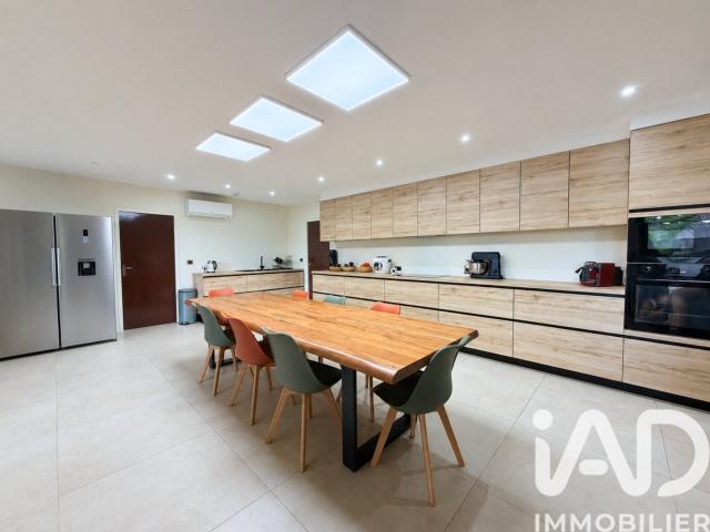 Maison 5 pièces 140 m²