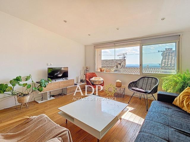 Maison 5 pièces 140 m²