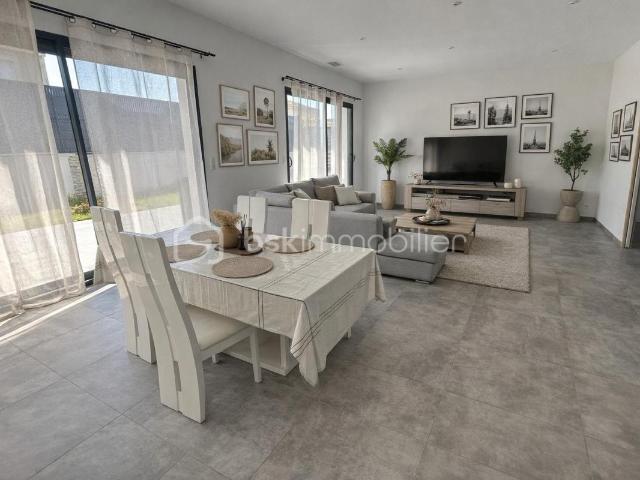 Maison 5 pièces 140 m²