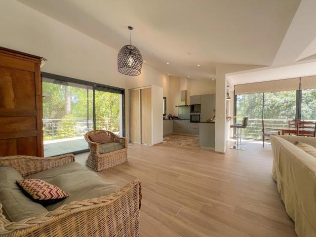 Maison 5 pièces 140 m²