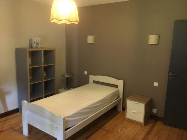 Maison 5 pièces, 140 m² à louer à Malissard 26120