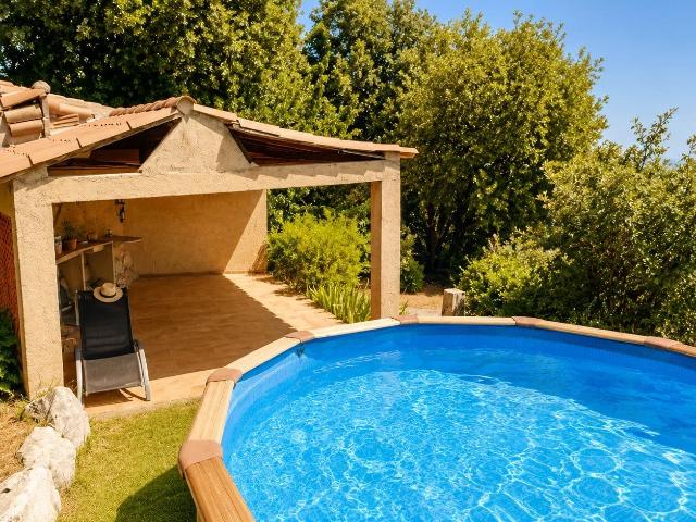 Maison 5 pièces, 140 m² à louer à La Turbie 06320
