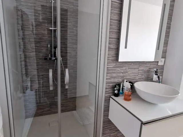 Maison 5 pièces, 140 m² à louer à Vence 06140