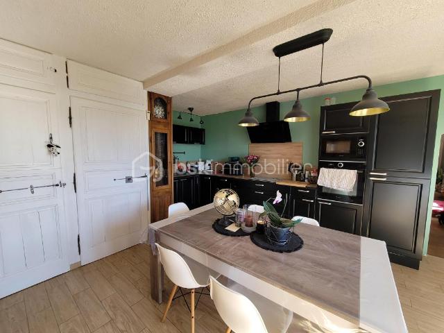 Maison 5 pièces 141 m2