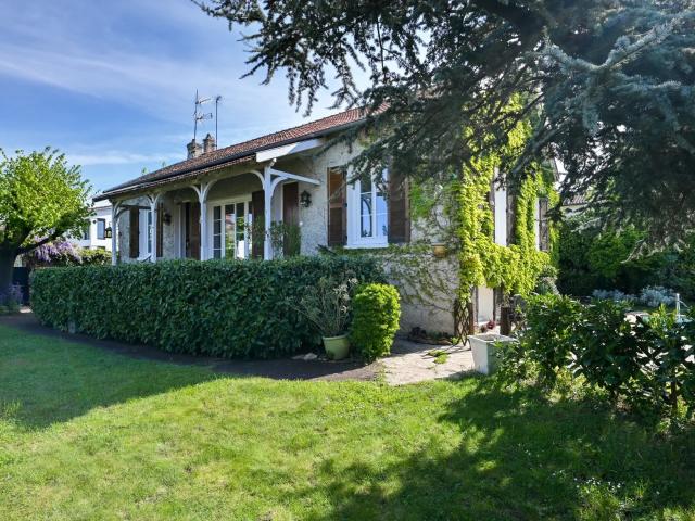 Maison 5 pièces 141 m²