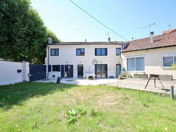 Maison 5 pièces 141 m²