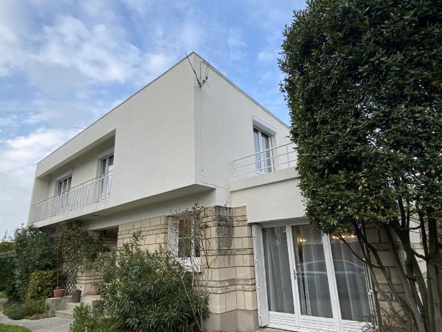 Maison 5 pièces 141 m²