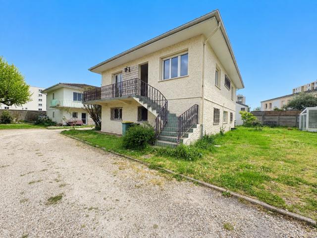 Maison 5 pièces 141 m²