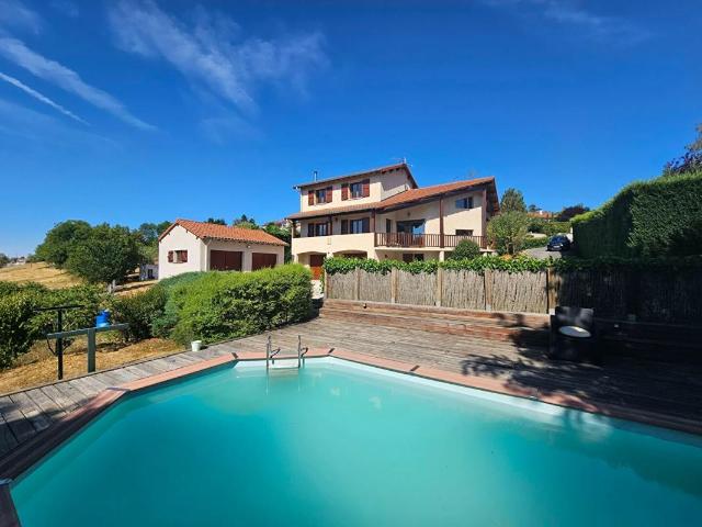 Maison 5 pièces 141 m²