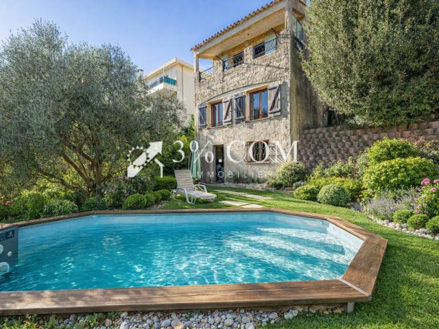 Maison 5 pièces 141 m²