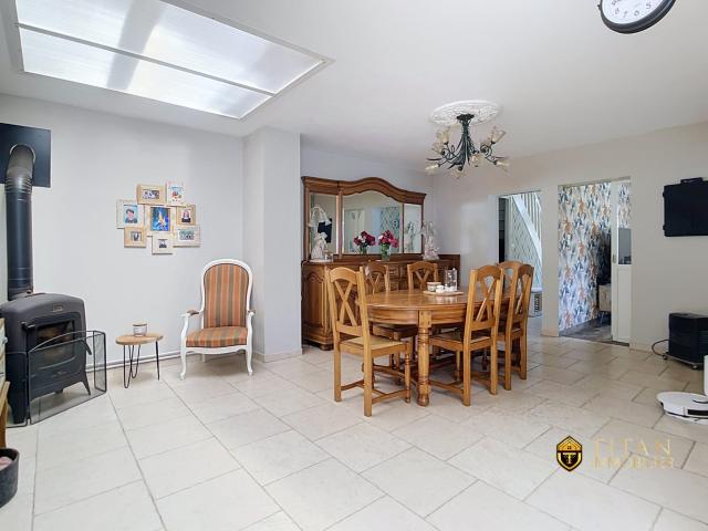Maison 5 pièces 141 m²