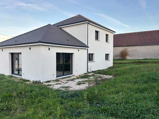 Maison 5 pièces 141 m²
