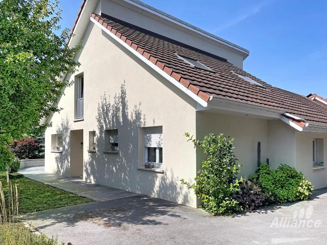 Maison 5 pièces 142 m²