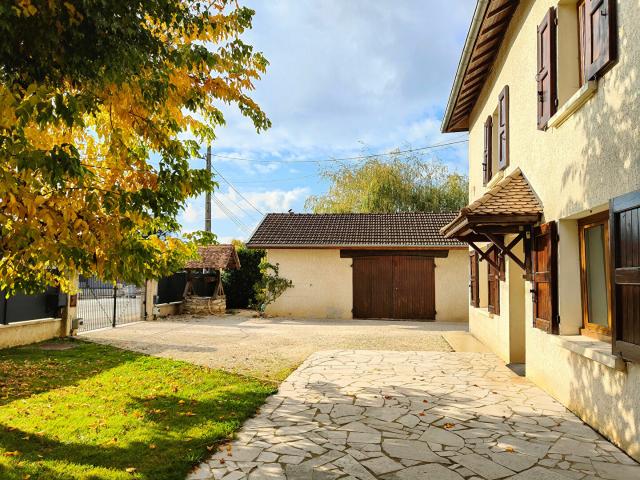 Maison 5 pièces 142 m²