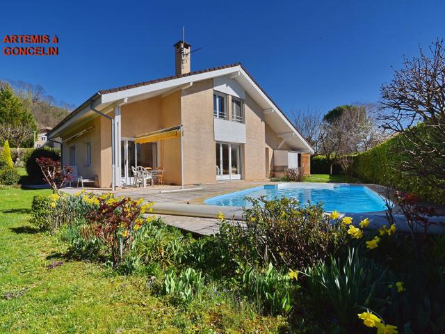 Maison 5 pièces 142 m²