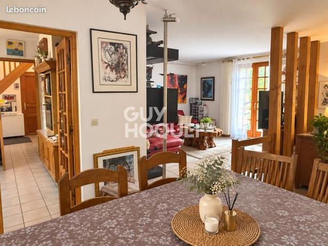 Maison 5 pièces 136 m²