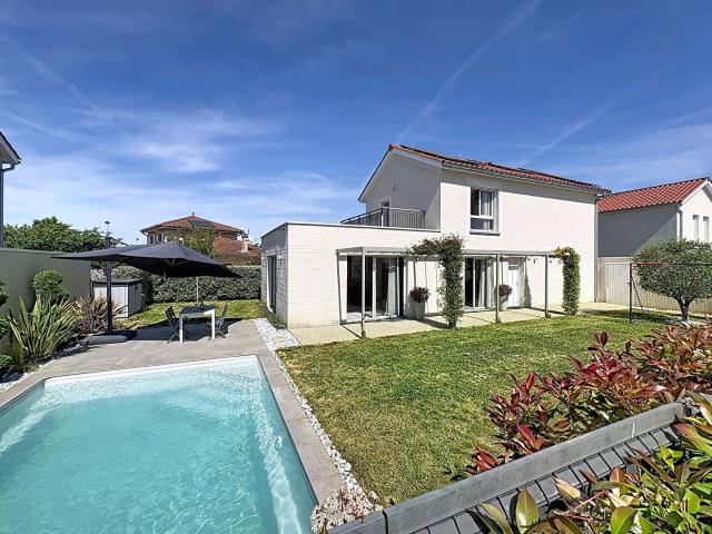 Maison 5 pièces 142 m²