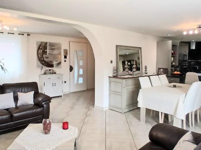 Maison 5 pièces 142 m²