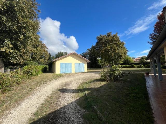 Maison 5 pièces, 142 m² à louer à Roquefort 40120