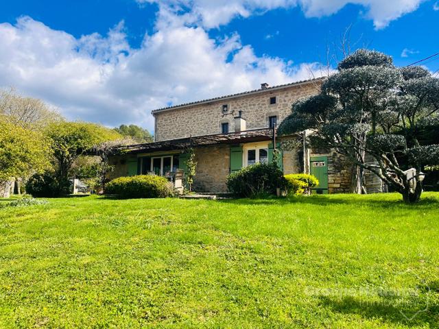 Maison 5 pièces 143 m²