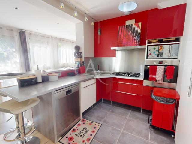 Maison 5 pièces 143 m²