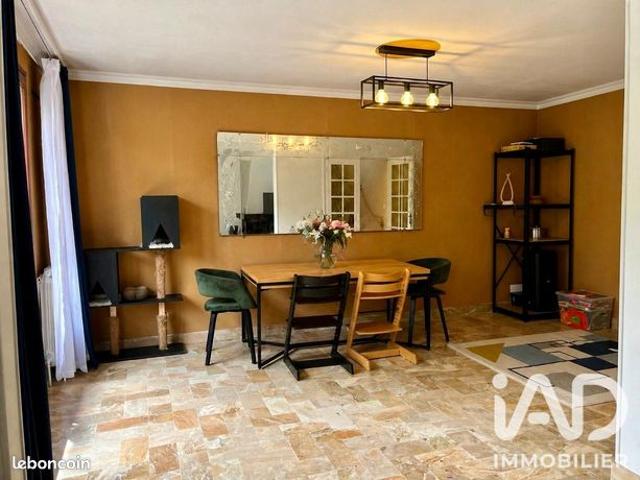 Maison 5 pièces 143 m²