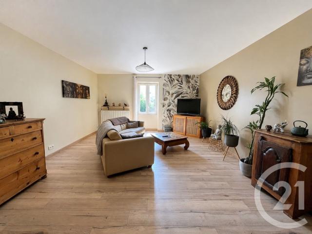 Maison 5 pièces 143 m²