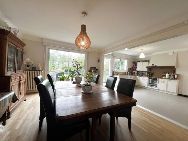 Maison 5 pièces 143 m²