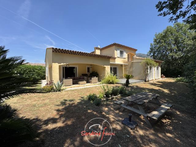 Maison 5 pièces 143 m²