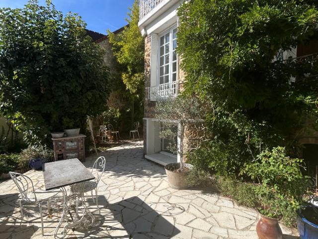Maison 5 pièces 143 m²