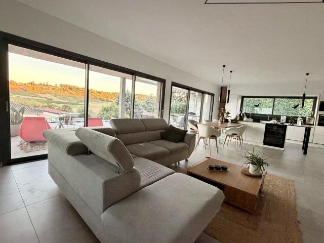 Maison 5 pièces 143 m²