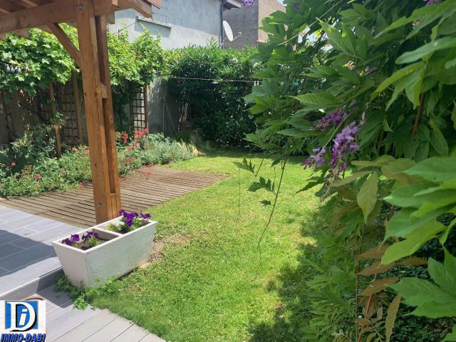Maison 5 pièces 143 m²