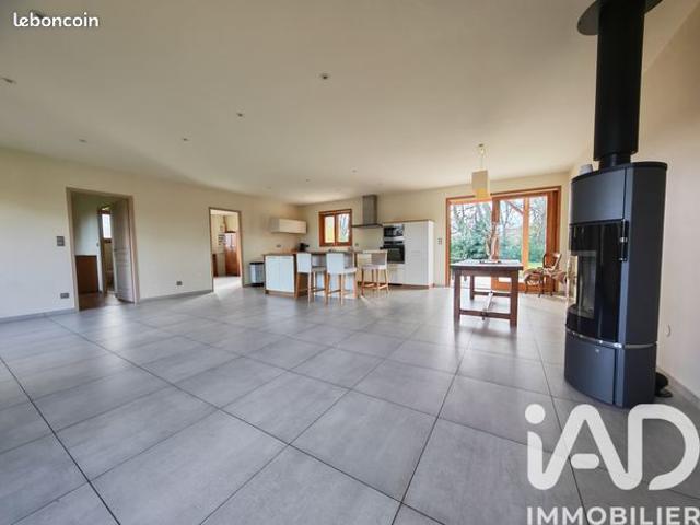 Maison familiale 5 pièces 154 m²