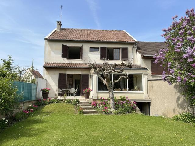 Maison 5 pièces 155 m²