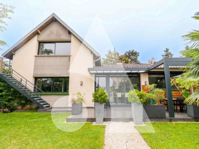 Maison 5 pièces 155 m²